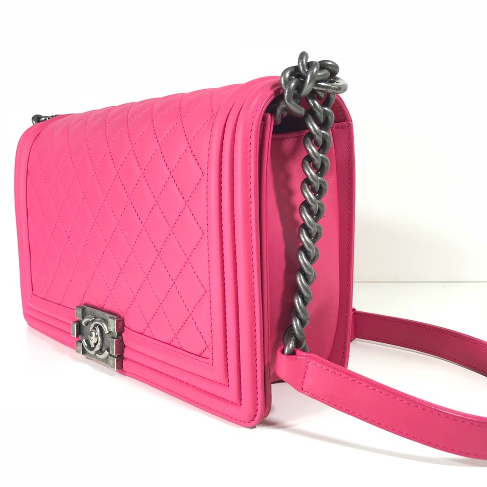 SOLD Chanel new medium boy lambskin pink - Picture 3 of 8